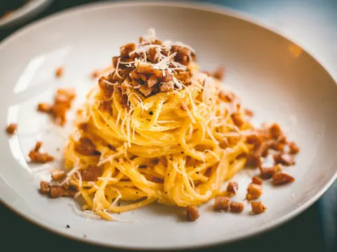 Špagety carbonara so slaninou